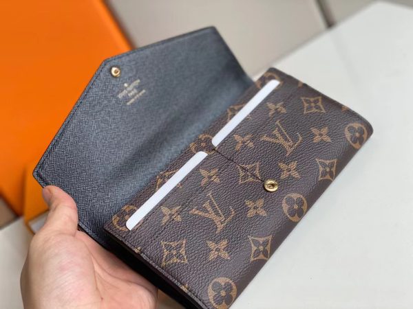 LV Sarah Wallet