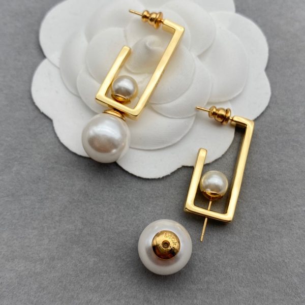 Best Quality Earring DR 035