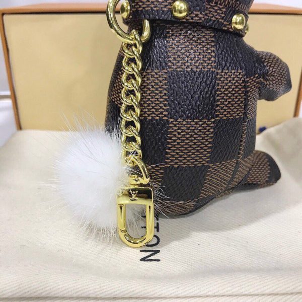 Best Quality Keychains LV 049