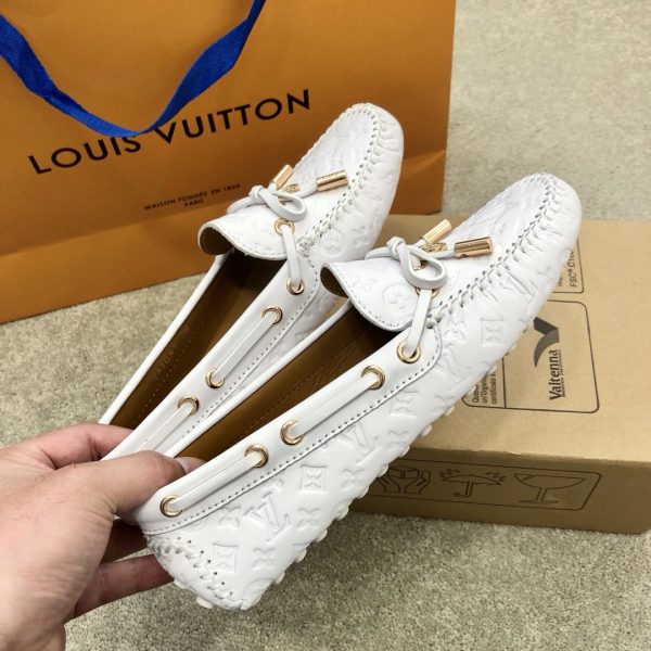 LV WOMEN’S GLORIA FLAT LOAFERS WHITE ZOOM SHOES