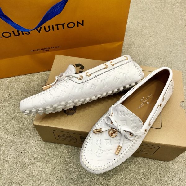 LV WOMEN’S GLORIA FLAT LOAFERS WHITE ZOOM SHOES