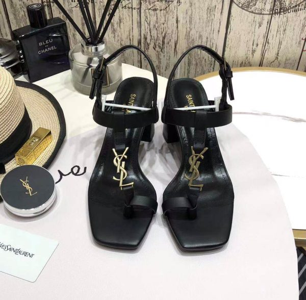 CASSANDRA SANDALS IN SMOOTH LEATHER WITH GOLD-TONE MONOGRAM