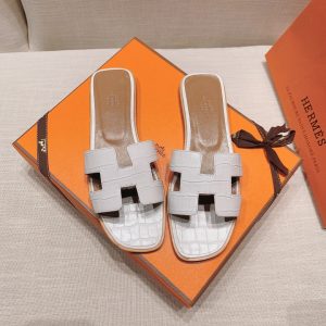 HM Oran Sandal