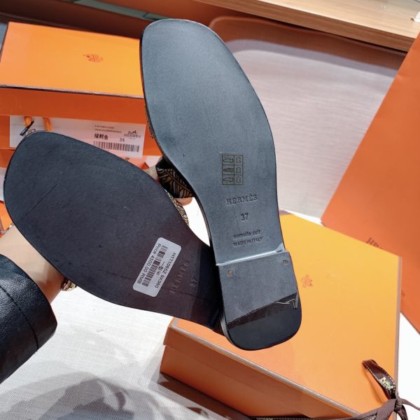 HM Oran Sandal