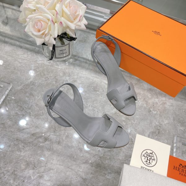 HM Classic Simple Sandal