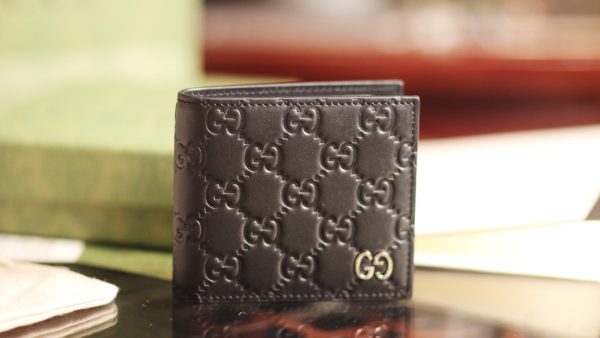 GG Signature wallet