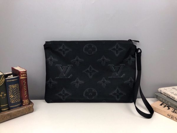 Pouch Monogram Other in Black