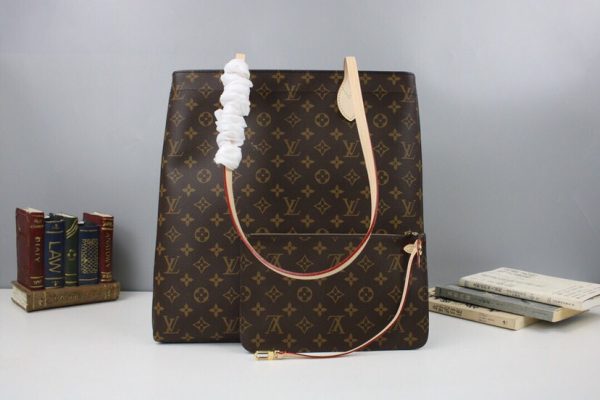 LV Carry It