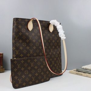 LV Carry It