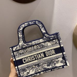 Dr BOOK TOTE