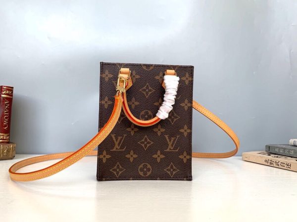 LV PETIT SAC PLAT SHOULDER BAG