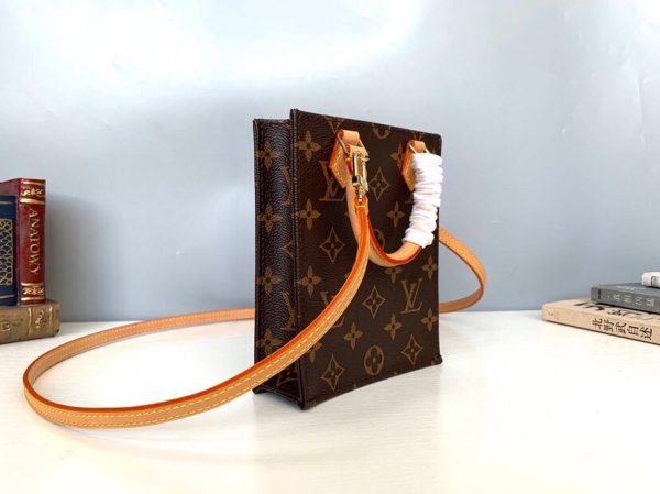 LV PETIT SAC PLAT SHOULDER BAG