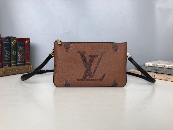 DOUBLE ZIP POCHETTE