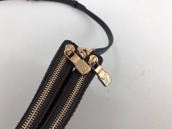 DOUBLE ZIP POCHETTE