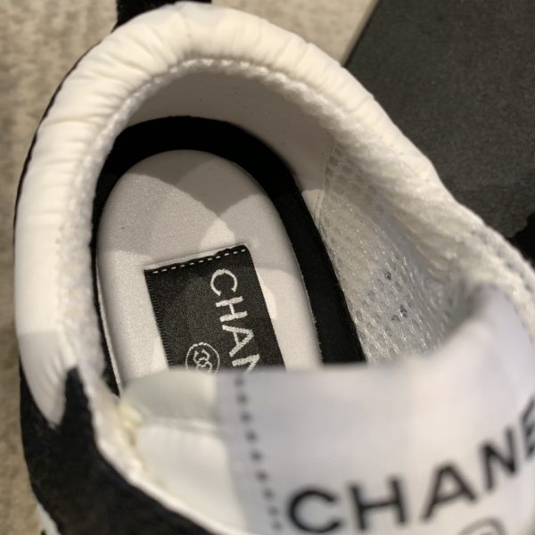 Cn SNEAKER