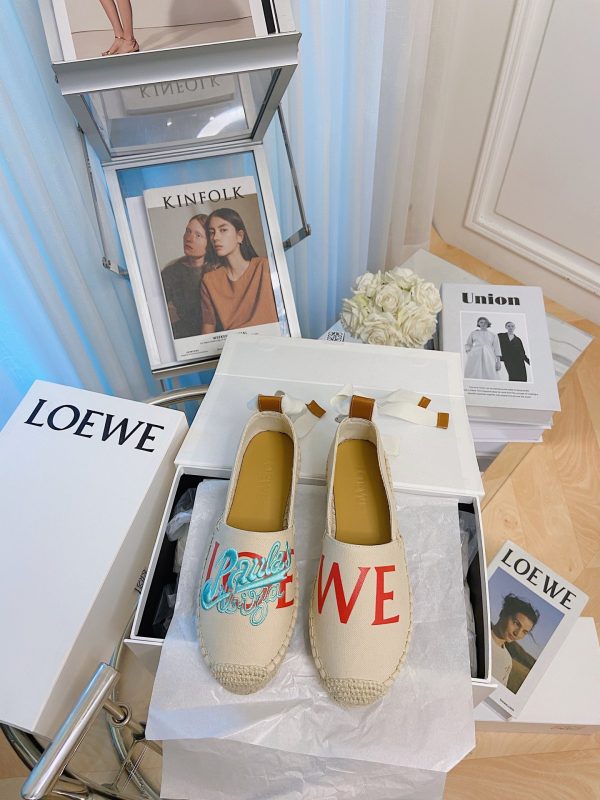 LV LOEWE SNEAKER