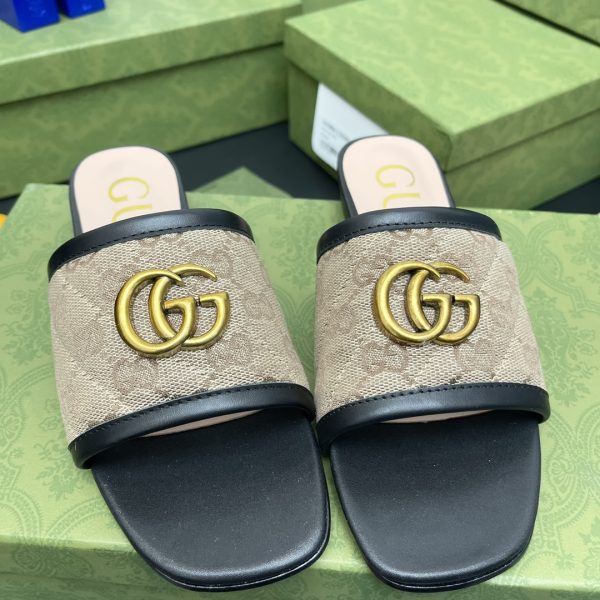 GG SLIPPERS 54