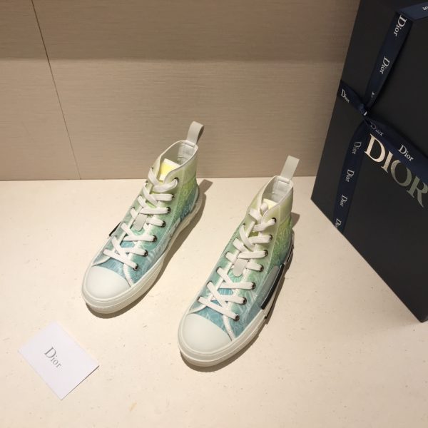 Dr SNEAKERS 28