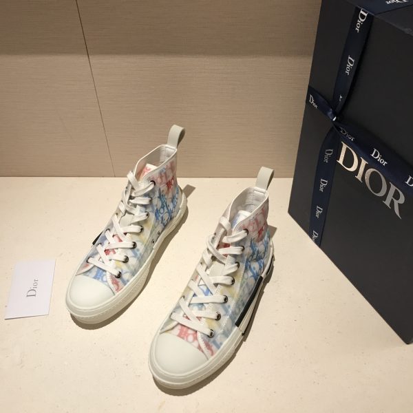 Dr SNEAKERS 32