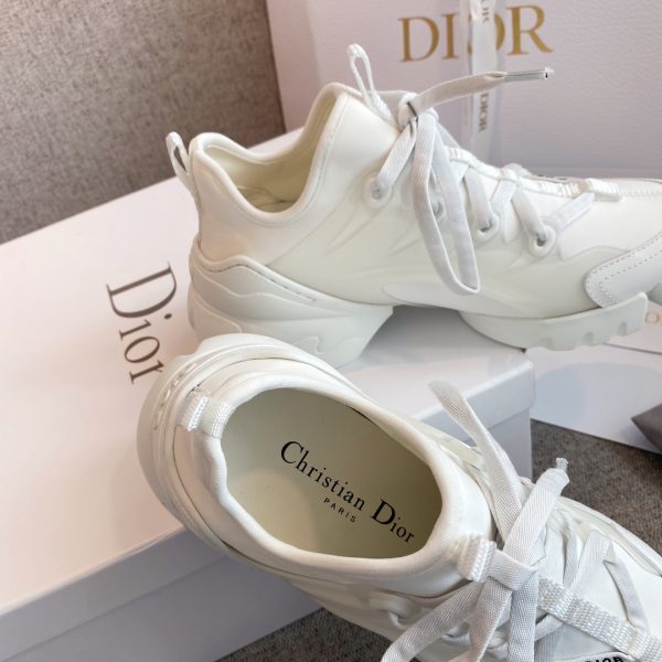 Dr SNEAKERS 63