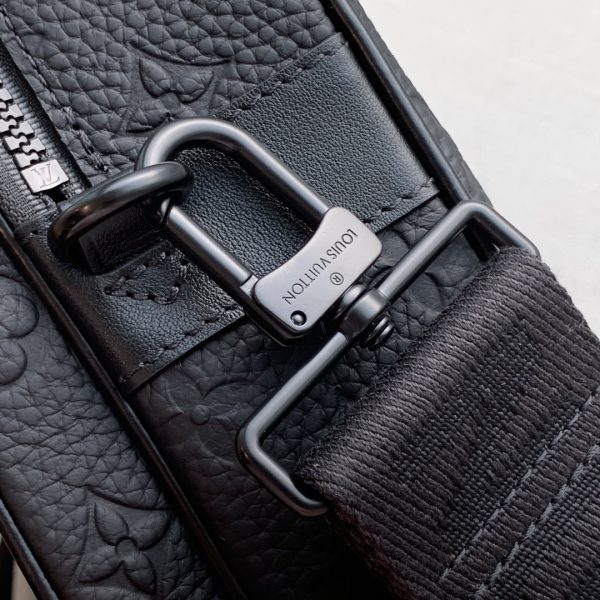 S LOCK SLING BAG