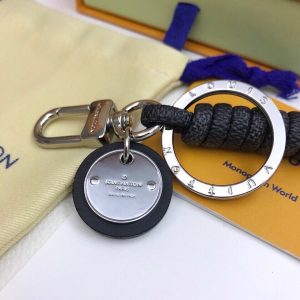 Best Quality Keychains LV 005