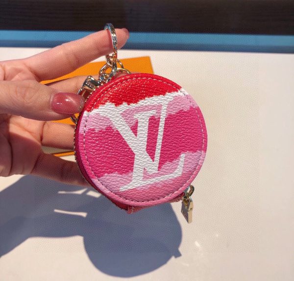 Best Quality Keychains LV 059