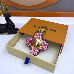 Best Quality Keychains LV 018