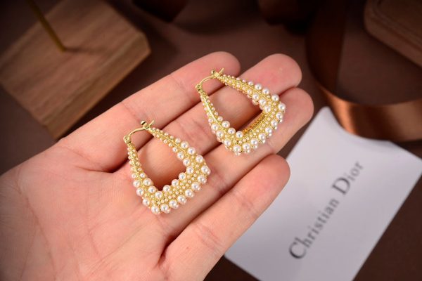 Best Quality Earring DR 056