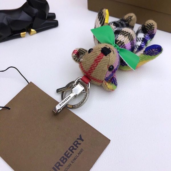 Best Quality Keychains LV 033