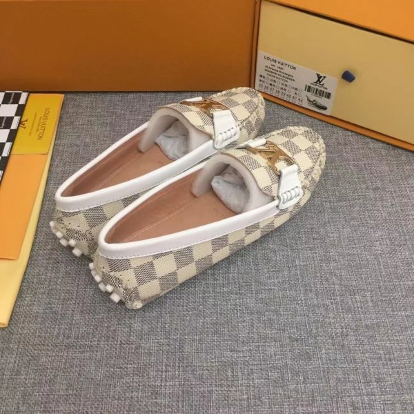 LV Flats