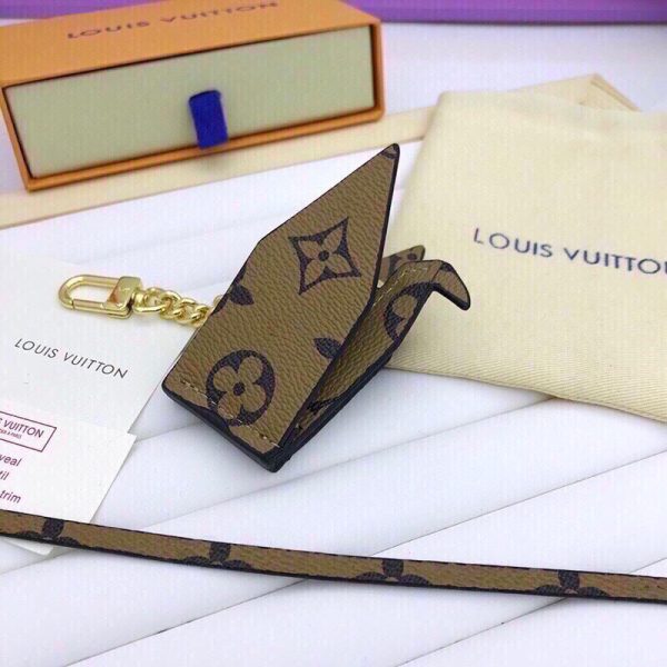 Best Quality Keychains LV 074