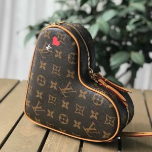 LV Game On Cœur Bag