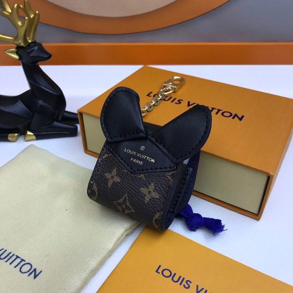 Best Quality Keychains LV 044