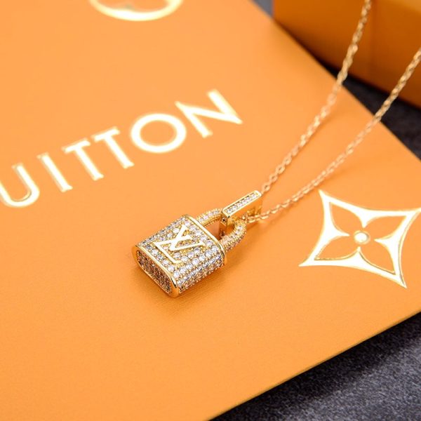 Best Quality Necklace LV 025