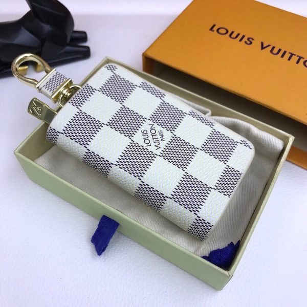 Best Quality Keychains LV 067