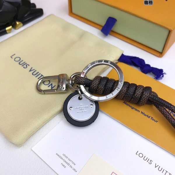 Best Quality Keychains LV 071