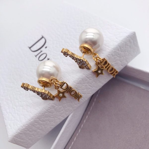 Best Quality Earring DR 055