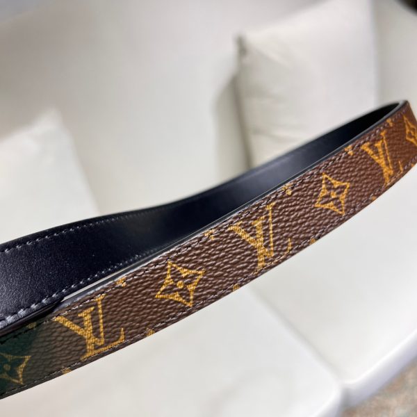 LV Diamond Plug Outlet