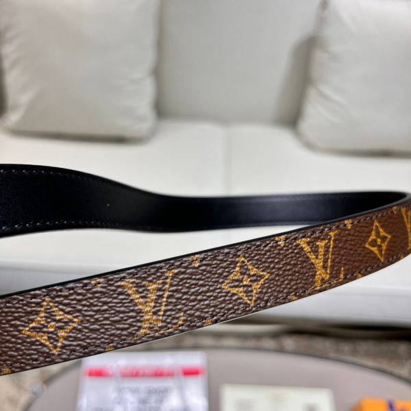 LV Diamond Plug Outlet