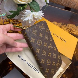 LV Monogram WALLET