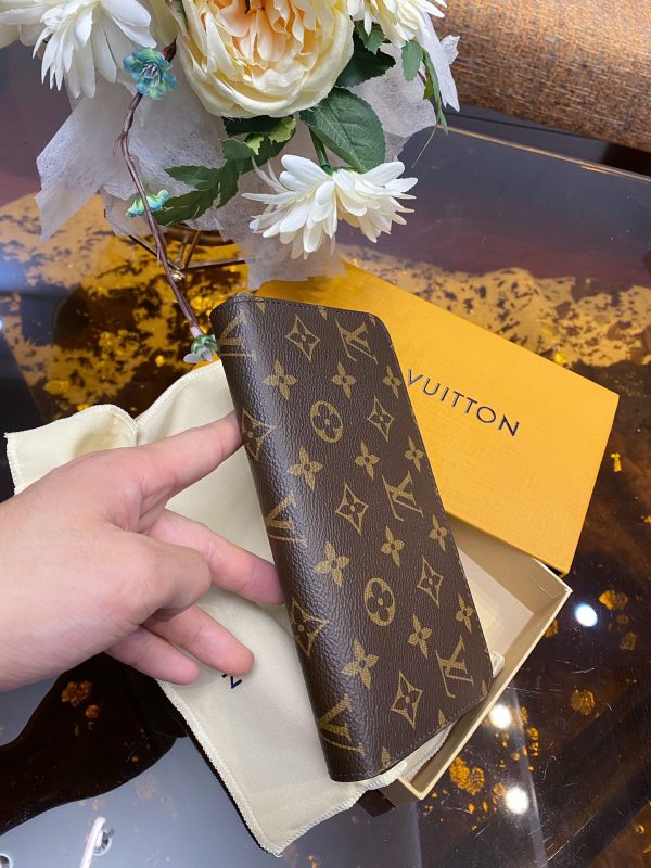 LV Monogram WALLET