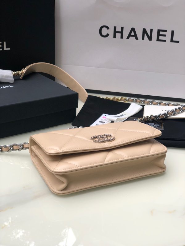 Chanl 19 WALLET ON CHAIN