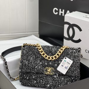 CN 19 LARGE HANDBAG