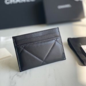 Chanl 19 CARD HOLDER