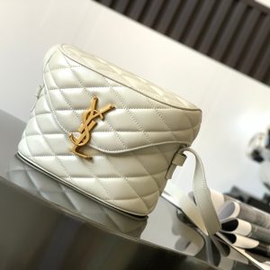 JUNE BOX BAG IN QUILTED PATENT LEATHER