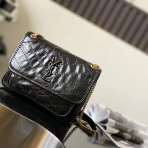 NIKI MEDIUM CHAIN BAG IN CRINKLED VINTAGE LEATHER