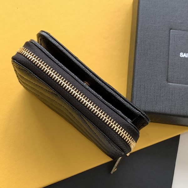 CASSANDRE MATELASSÉ COMPACT ZIP AROUND WALLET IN GRAIN DE POUDRE EMBOSSED LEATHER