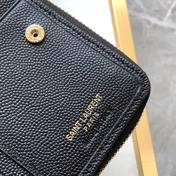 CASSANDRE MATELASSÉ COMPACT ZIP AROUND WALLET IN GRAIN DE POUDRE EMBOSSED LEATHER