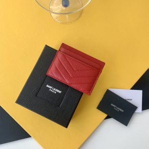 CASSANDRE MATELASSÉ CARD CASE IN GRAIN DE POUDRE EMBOSSED LEATHER